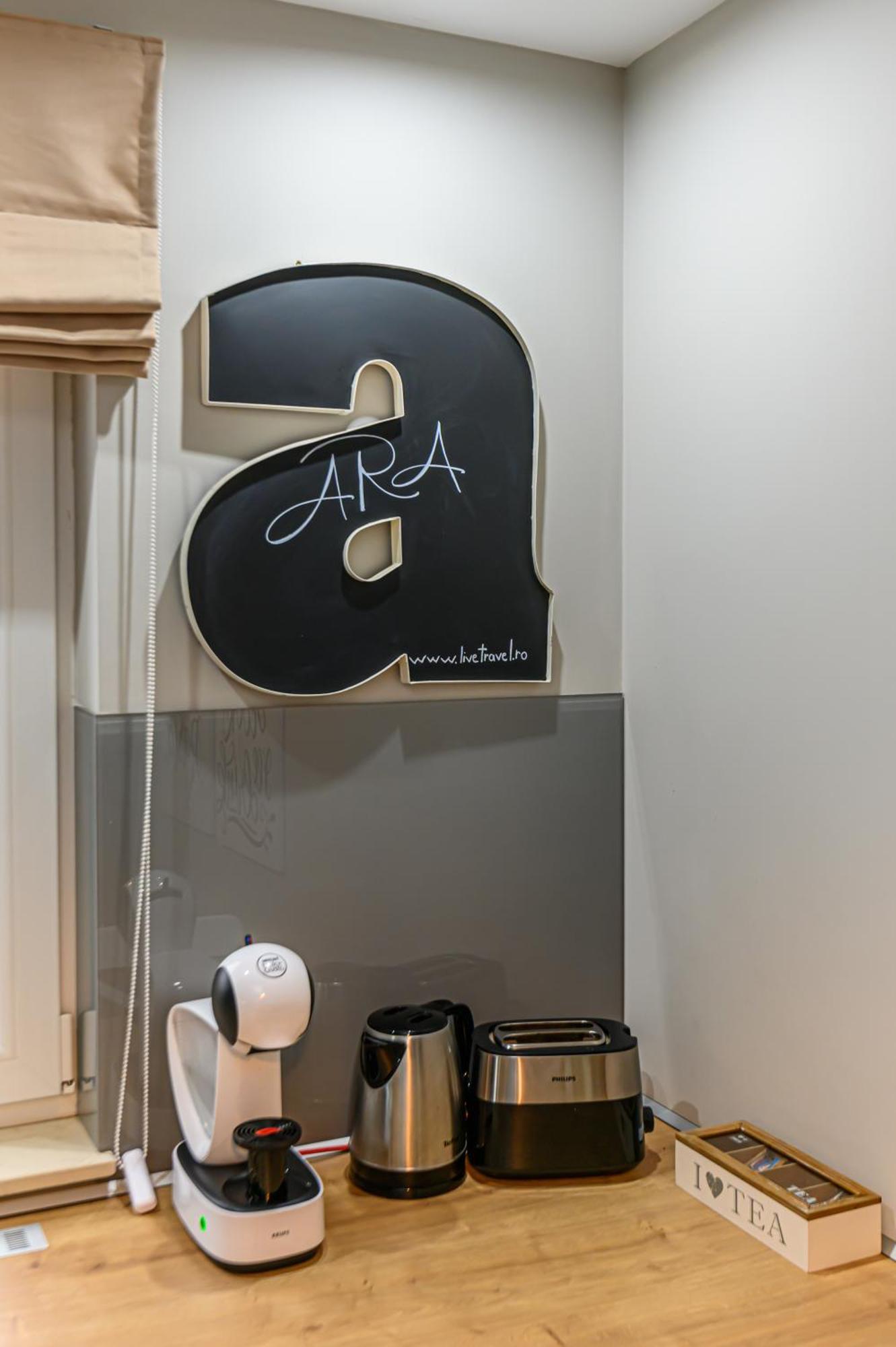 Ara Apart Hotel #3 Брашов Екстериор снимка