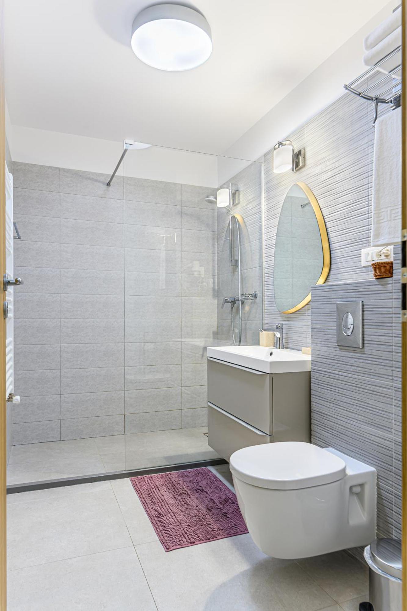 Ara Apart Hotel #3 Брашов Екстериор снимка