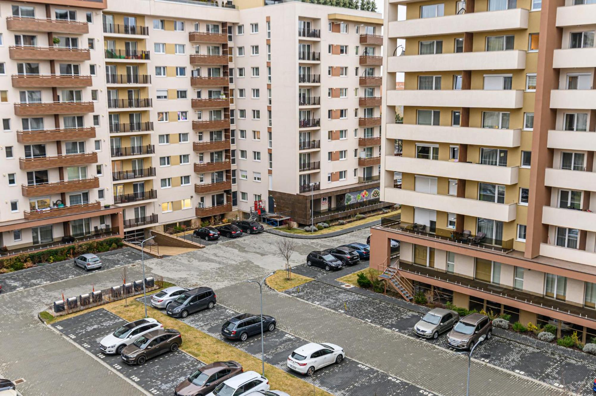 Ara Apart Hotel #3 Брашов Екстериор снимка